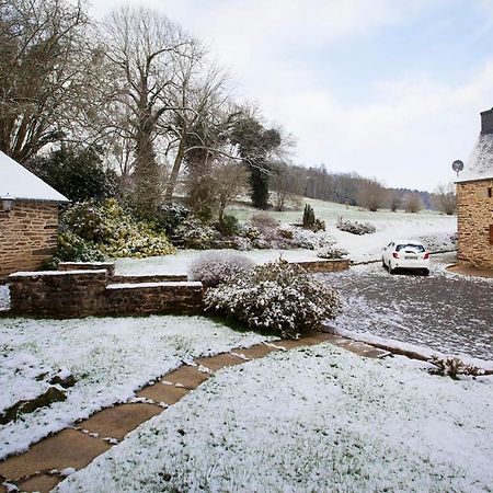 Stone Cottage With Modern Cosy Interior Near To Josselin Perfect Retreat For Writers Or Star Gazers Guegon Bagian luar foto