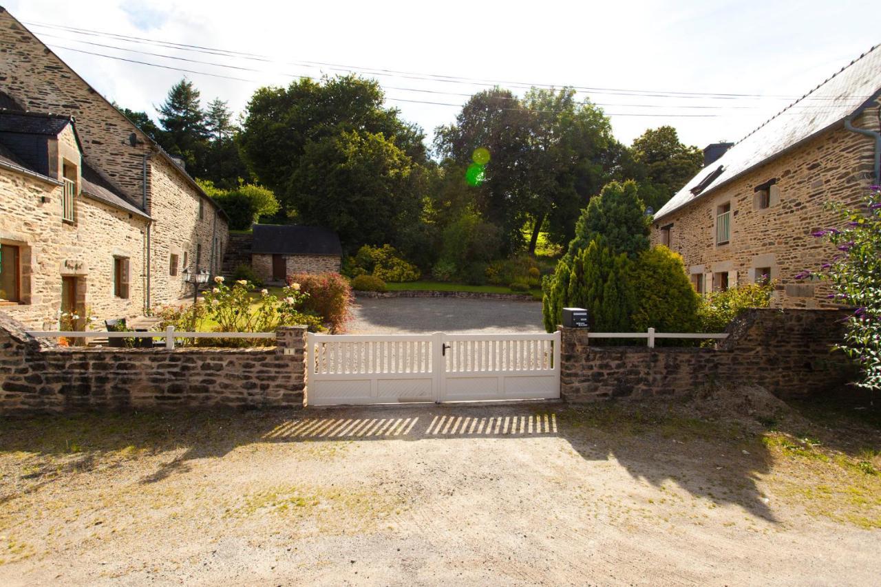 Stone Cottage With Modern Cosy Interior Near To Josselin Perfect Retreat For Writers Or Star Gazers Guegon Bagian luar foto