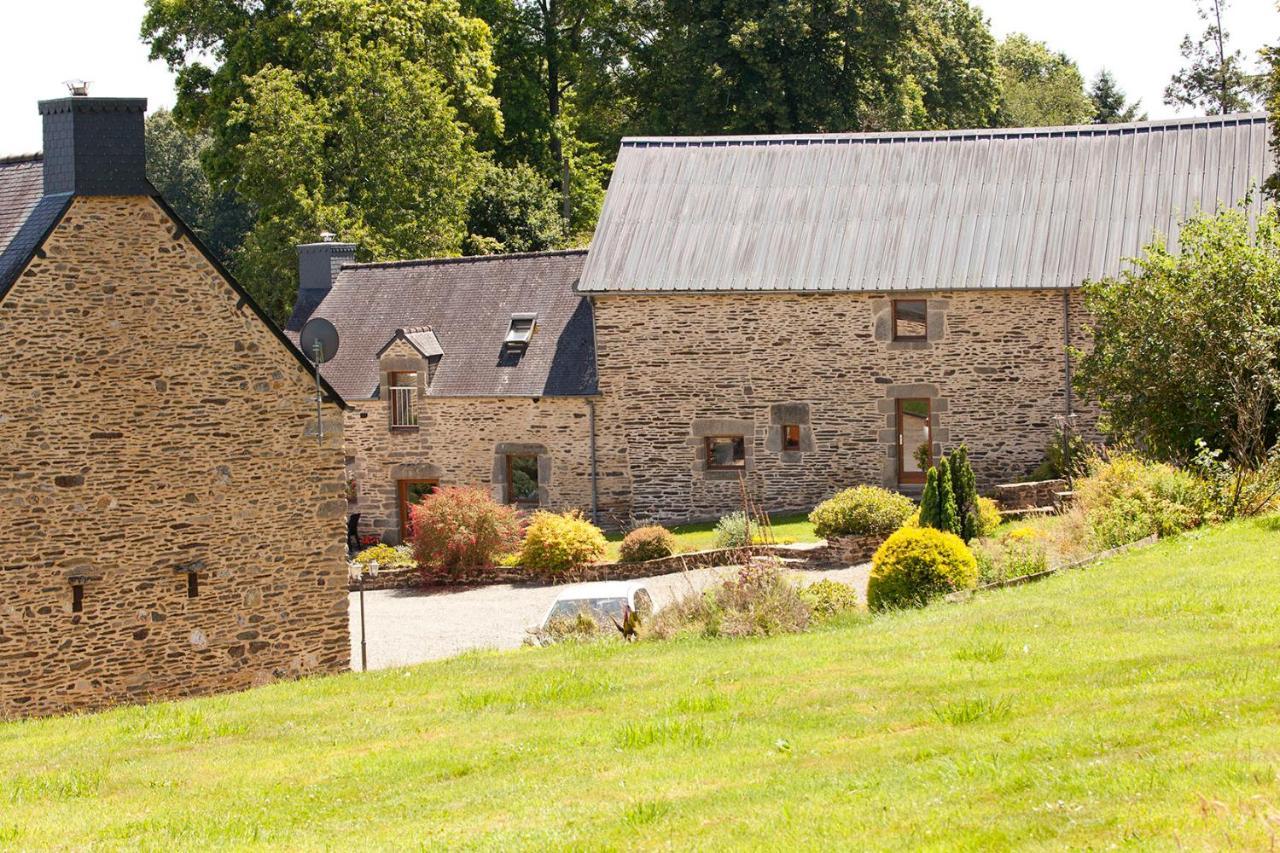 Stone Cottage With Modern Cosy Interior Near To Josselin Perfect Retreat For Writers Or Star Gazers Guegon Bagian luar foto
